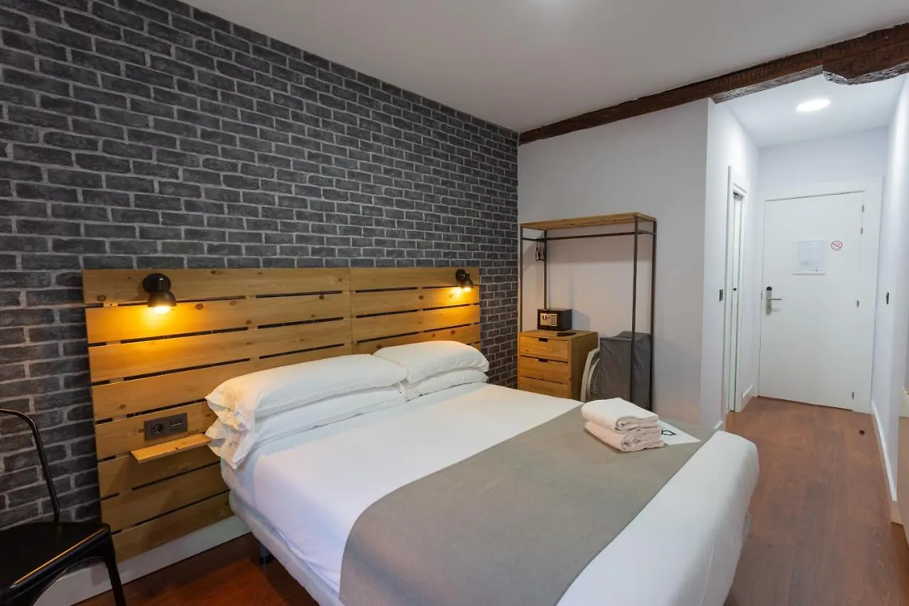 Hotel Casual Mardones Bilbao Spagna