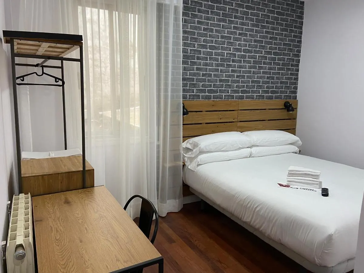 Casual Mardones Hotel Bilbao 5*,